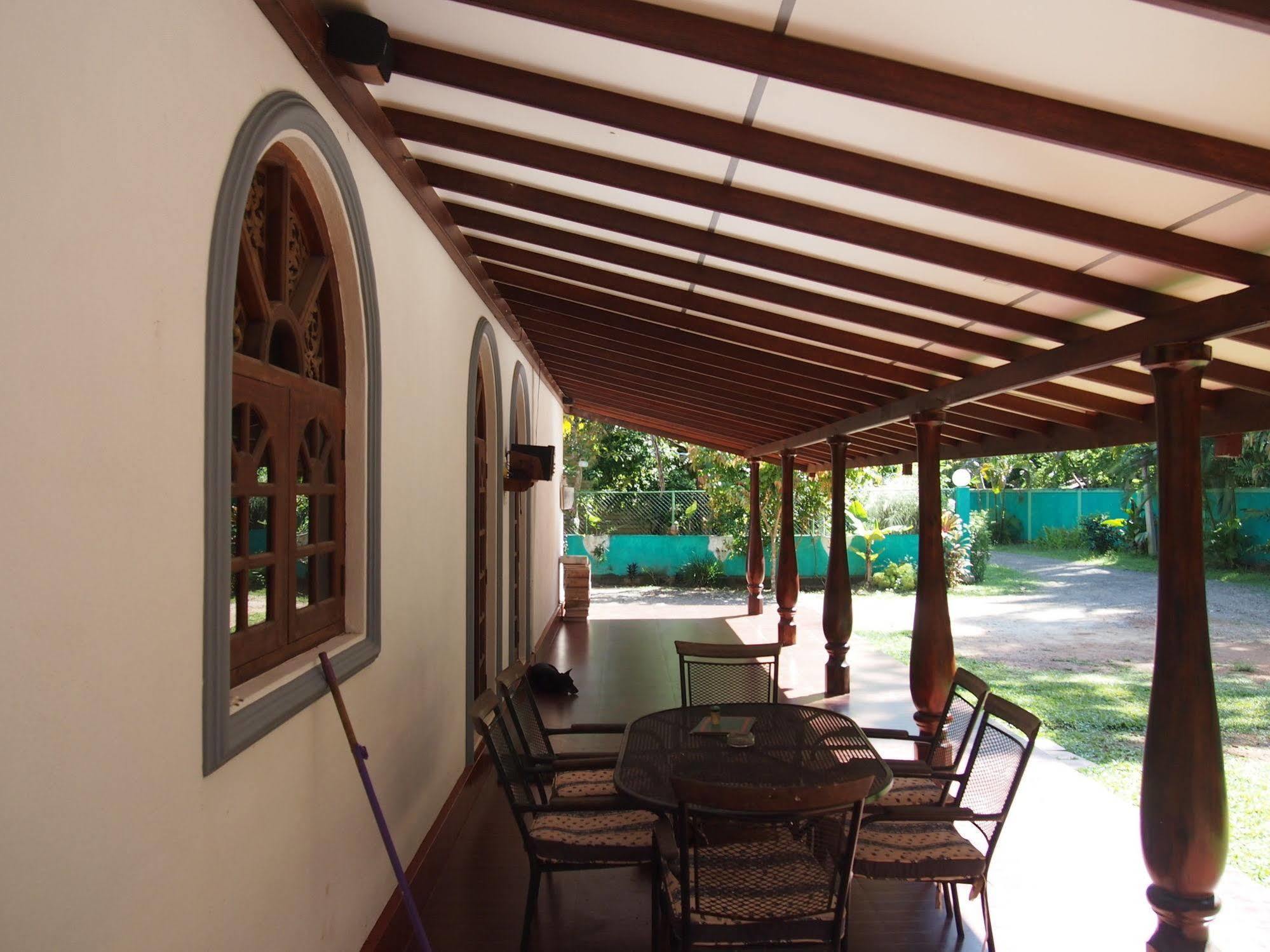 Manik Villa Bentota Exterior foto