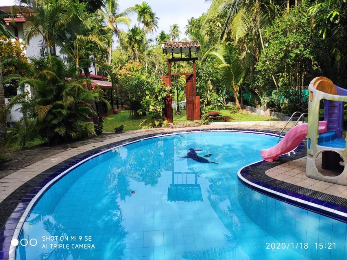 Manik Villa Bentota Exterior foto